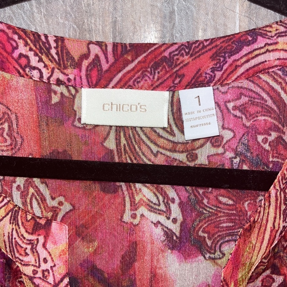 Chicos size 1 sheer floral and exotic print tunic top - Picture 3 of 5
